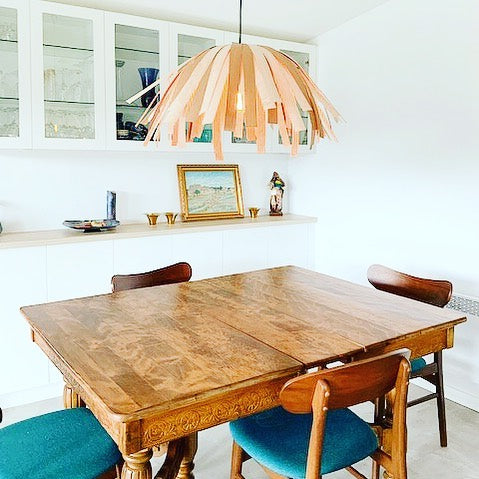 Lampe tina cheveux longs / merisier rouge et blanc