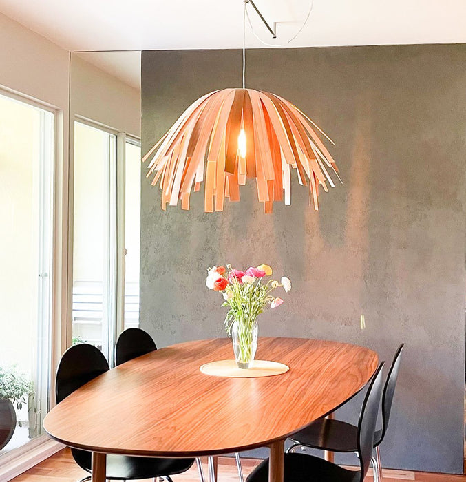 Lampe tina tricolore cheveux mi-longs / merisier rouge, blanc et noyer