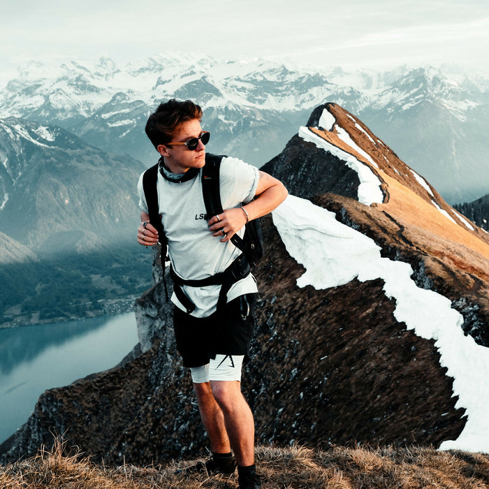 RIO-B2-G-round-bamboo-wood-sunglasses-dark-grey-lens-model-man6-1500sq