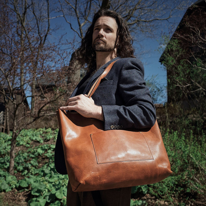 Durable handcrafted saddle tan leather handbag made in Canada
