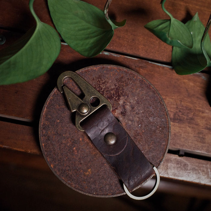Full-grain mocha leather carabiner key loop made in Canada
