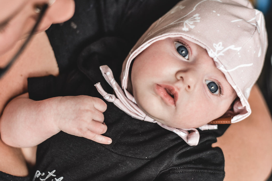 Bonnet fleur crème Nine Clothing 