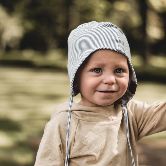 Bonnet rayé gris Nine Clothing pixie hat gray stripes