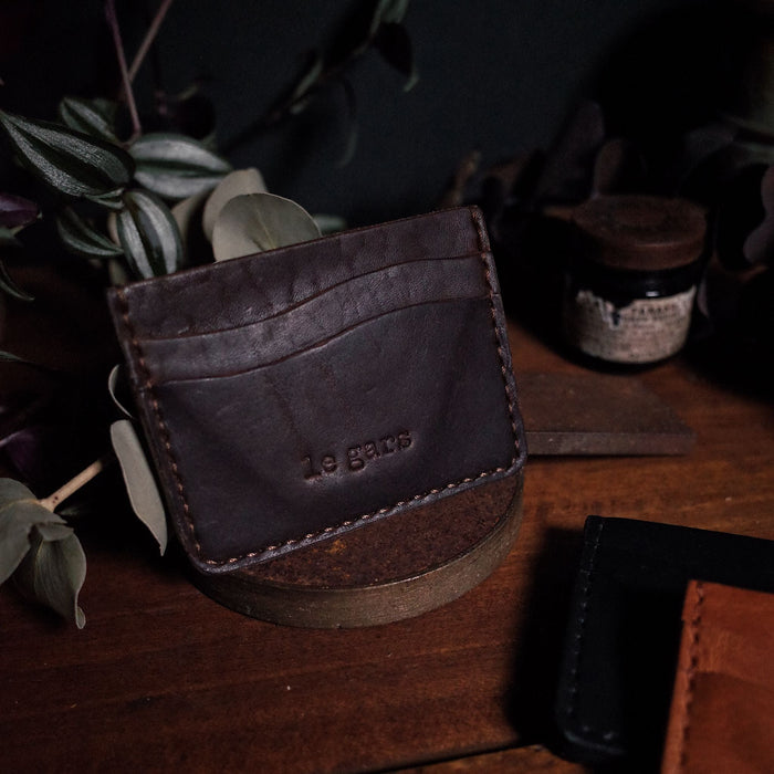 Timeless chocolate brown wallet made by artisans in Montreal
