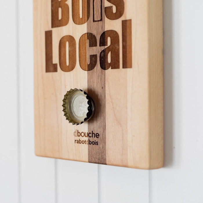 Décapsuleur mural avec aimant "le d-bouche"