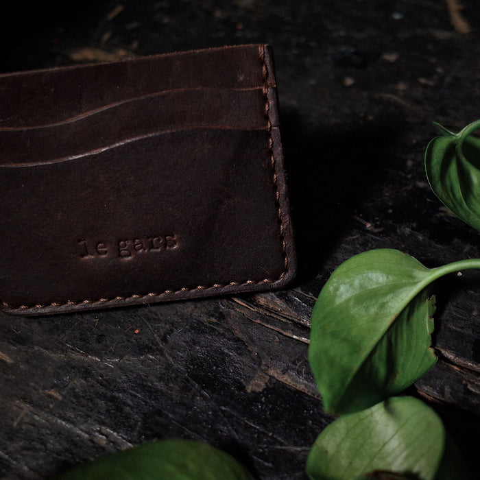 Beaubien leather wallet in espresso brown with high-quality stitching