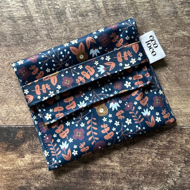 Pochette duo pour serviette hygiénique avec un motif fleuri