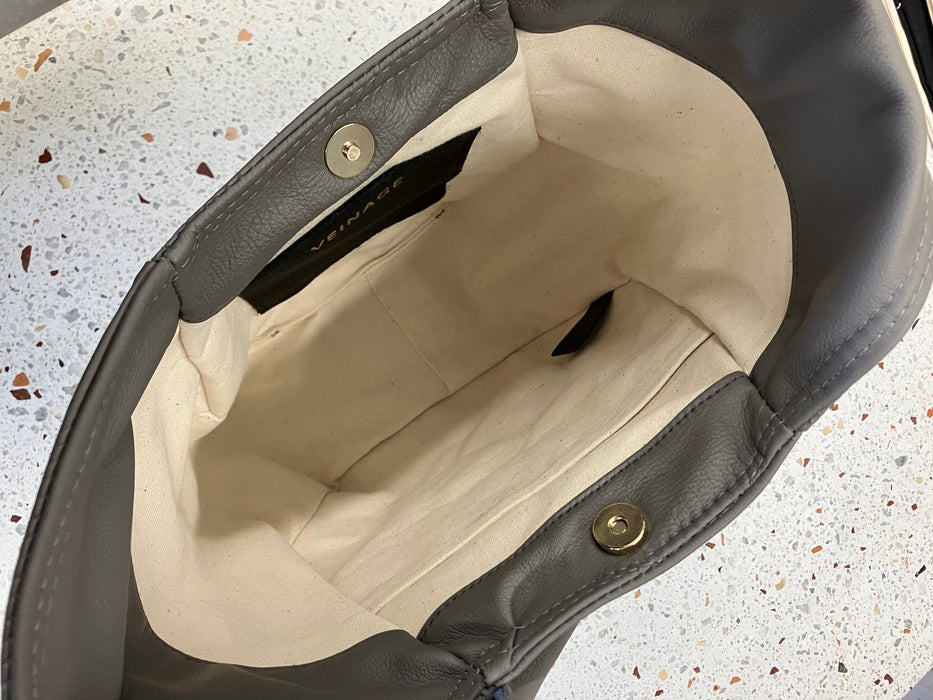 Sample one of a kind geometrical leather tote bag mont-royal