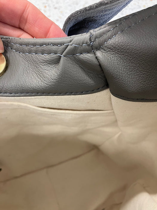 Sample one of a kind geometrical leather tote bag mont-royal