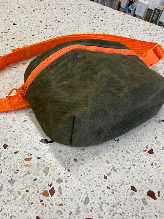 Sample fanny pack, waist bag pio model prototype