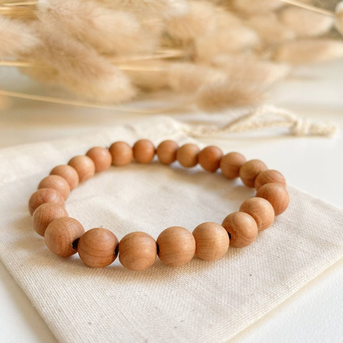 Bracelet en bois de cèdre