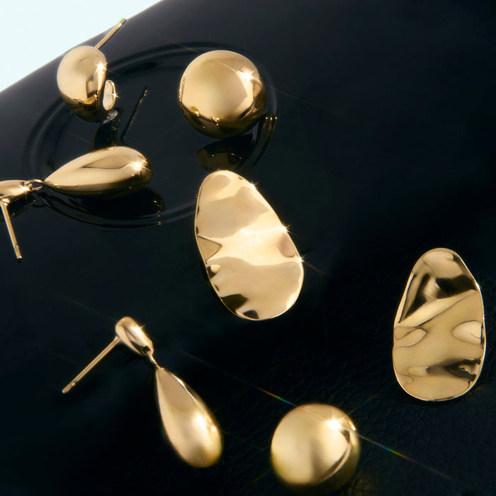 Romina stud earrings