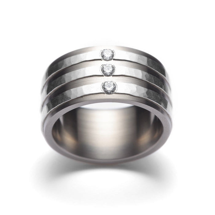 Christine Dwane Bague en argent, titane et diamants