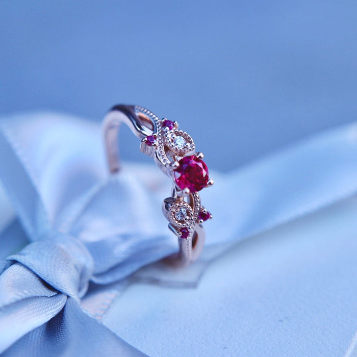 - Bagues Bague Enchanteresse en or 14K, diamants et rubis