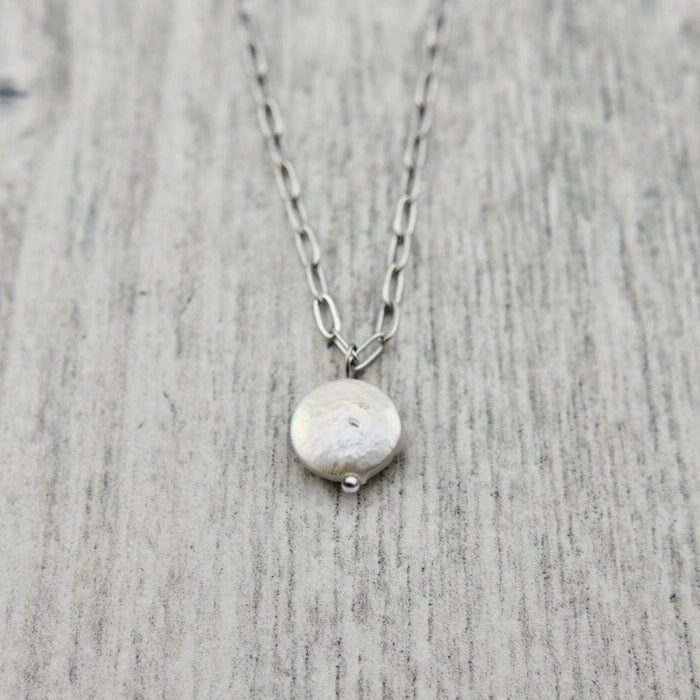 Collier pleine lune en acier et perle