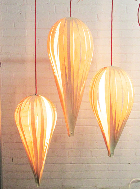 Lampe cry baby 24"/ merisier blanc