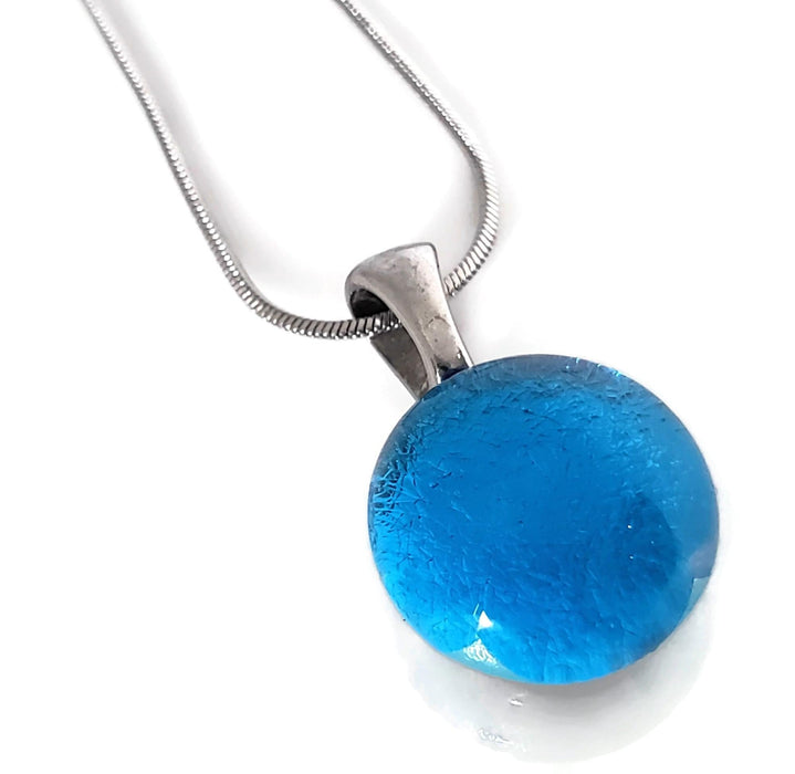 Mini pendentif, bleu transparent verre fusion