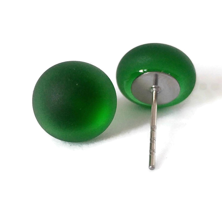 Puce d'oreilles Sangria (vert) - mat ou lustré - Bijoux Le fil d'Ariane