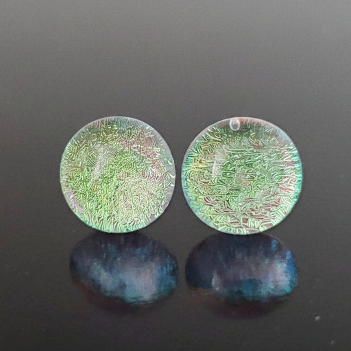 Puces d'oreille transparentes, vert-doré, verre fusion - Bijoux Le fil d'Ariane