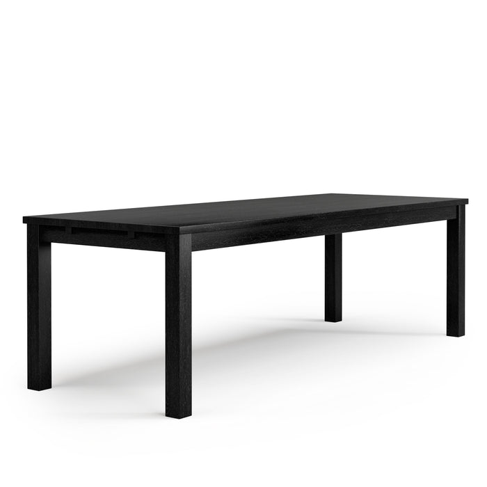 Table classique en bois massif