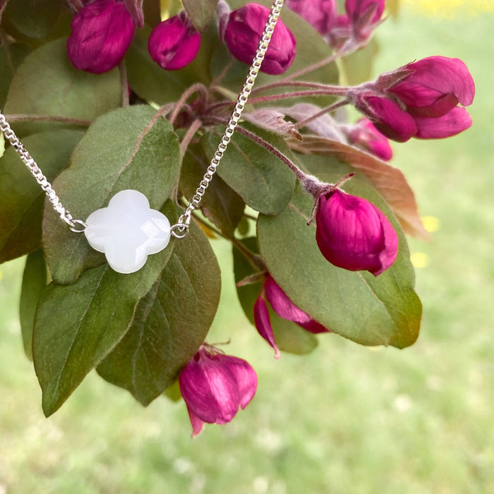 Bracelet élégance  « trèfle  »