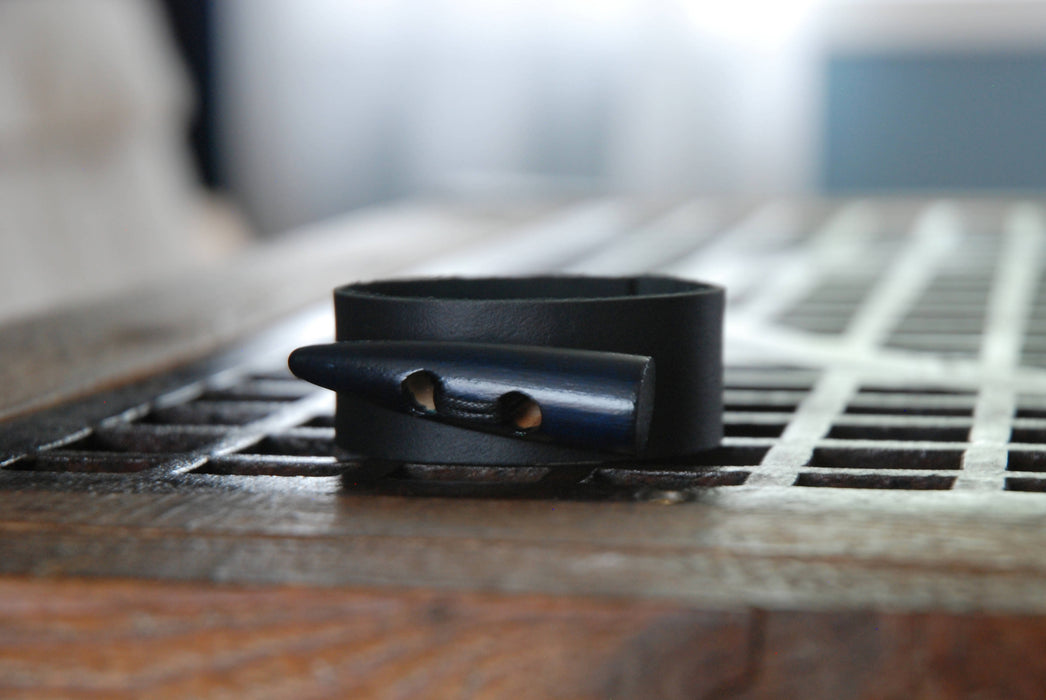 Bracelet "la dure à cuir"