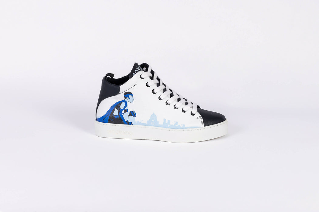 Sneakers dépareillés, véganes en "cuir" de pomme - modèle eroloco pour femmes