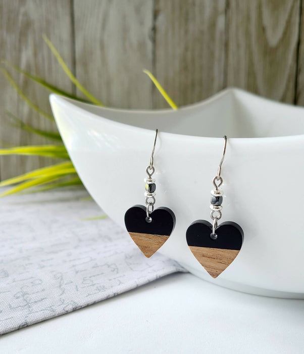 Boucles d'oreille en bois de noyer et acier