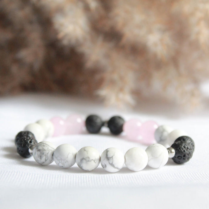 Bracelet diffuseur aphrodite en pierres semi-précieuses howlite, quartz rose et pierre de lave