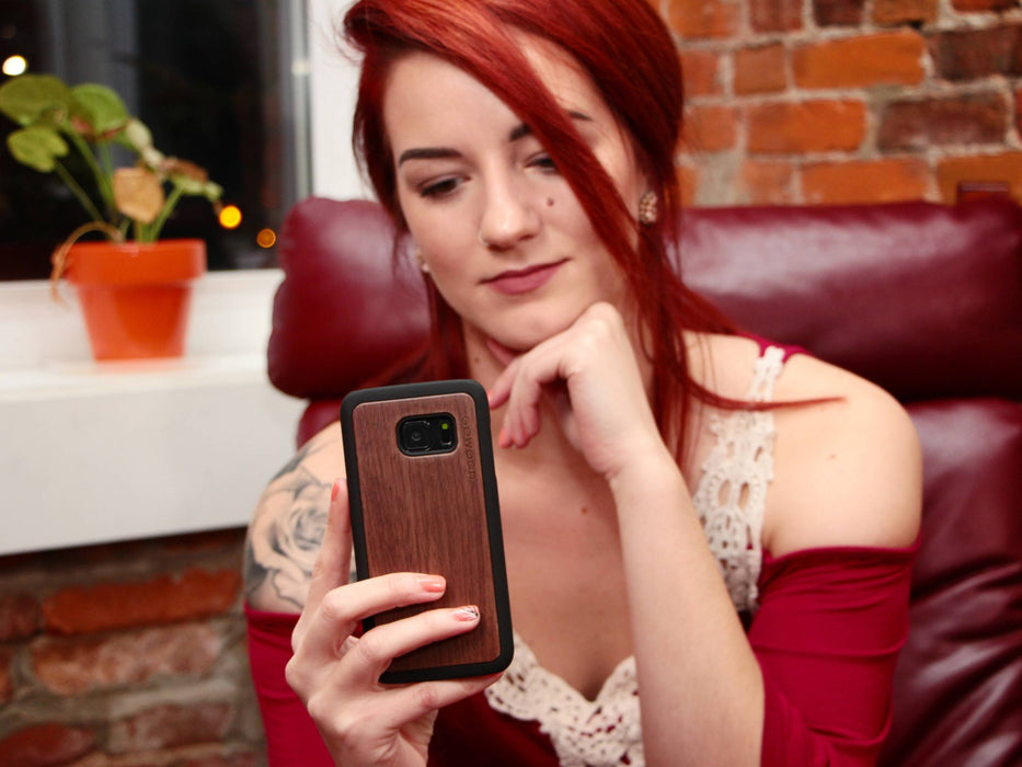 Étui samsung galaxy s8 en bois noyer et côtés en polycarbonate