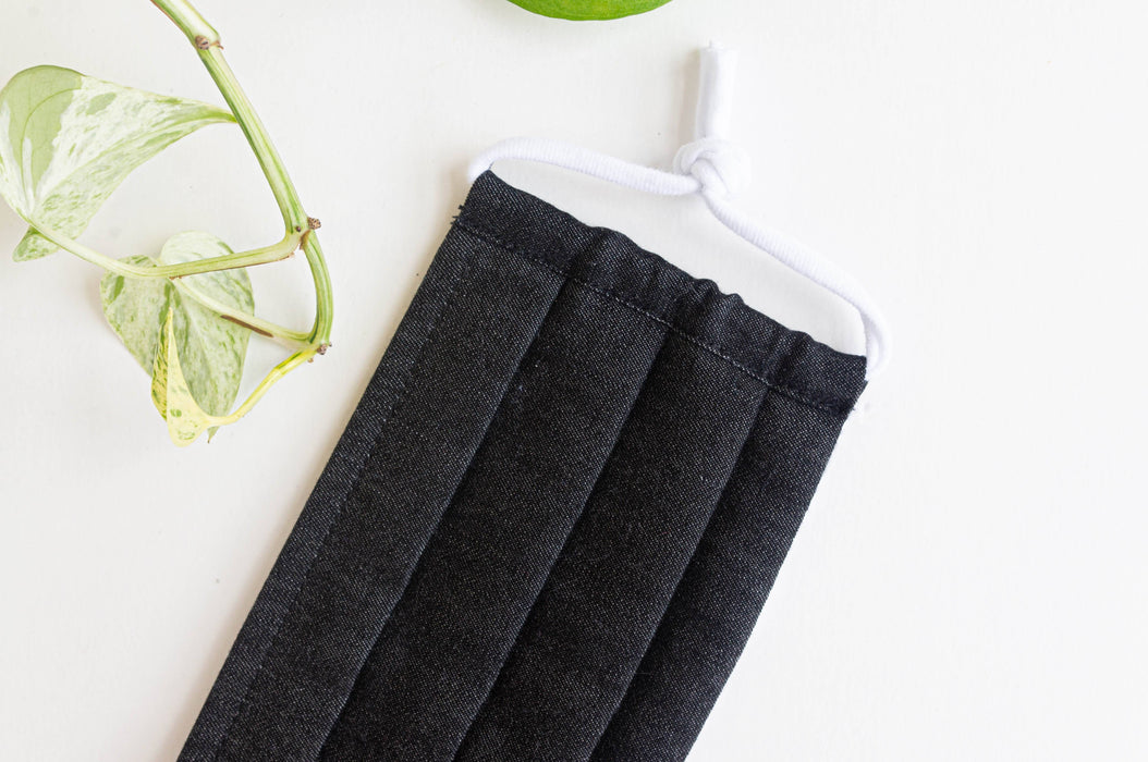 Masque en tissu - denim noir & cactus noir blanc & pois