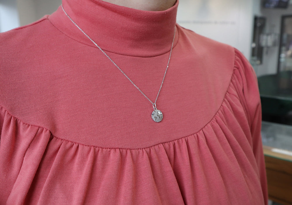 22 avril │ collier terre │ argent sterling recyclé