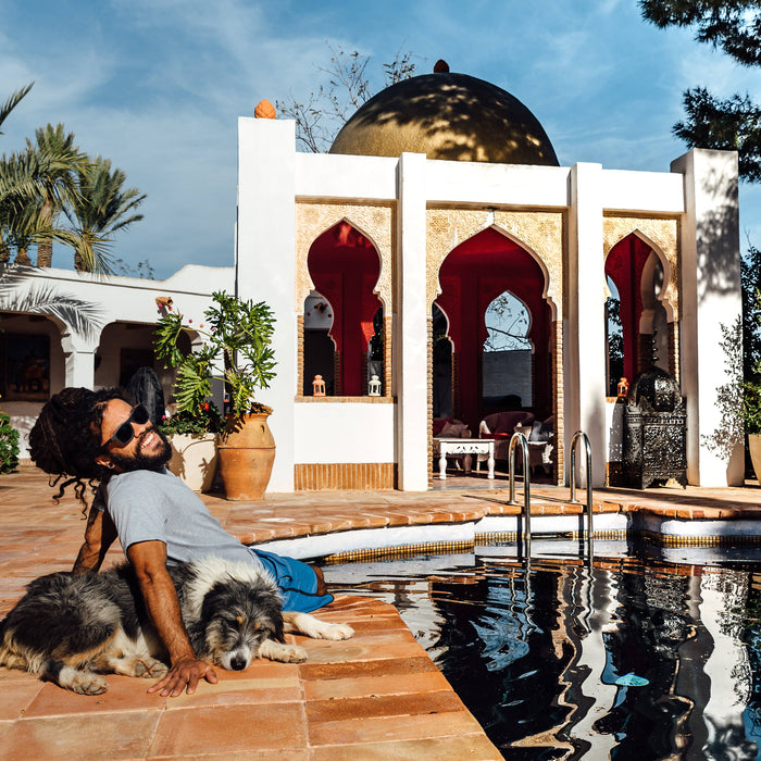 Lunettes de soleil en bois d’érable noir avec verres gris foncé polarisés