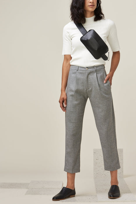 Sac banane en cuir noir