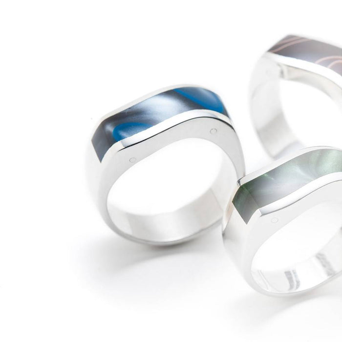 Modèle bague pour homme classique