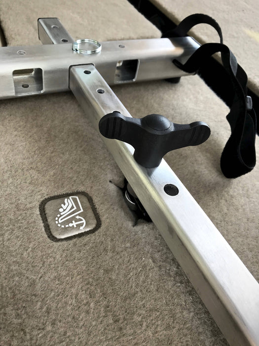 Le clipvault de clipwheel.com incluant adaptateur , vélo route et gravel "thru axle" 100mmx12mm