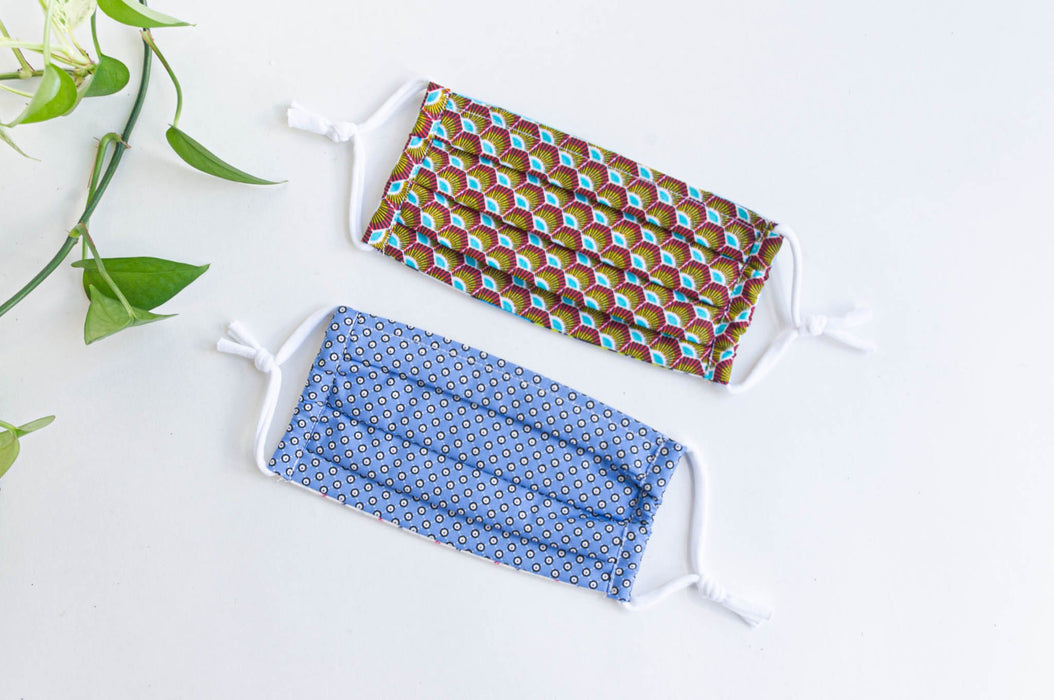 Masque en tissu - cercles bleus & paon