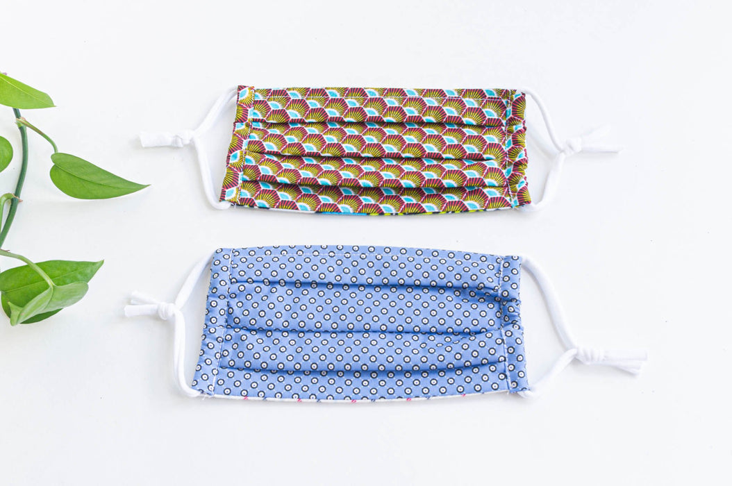 Masque en tissu - cercles bleus & paon