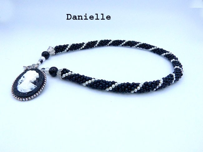 Collier de perles danielle