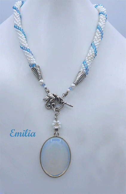 Collier de perles émilia
