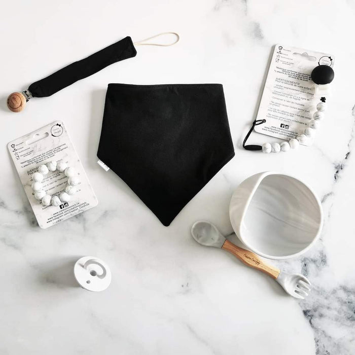 Bavoir et attache suce tissus avec prénom