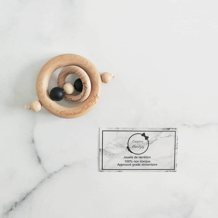 Hochet d'éveil bois et silicone noir