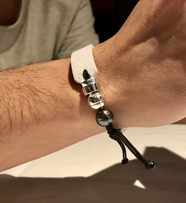 Bracelets en cuir d'autruche