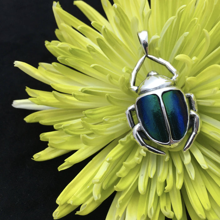 Pendentif l'ensorceleur