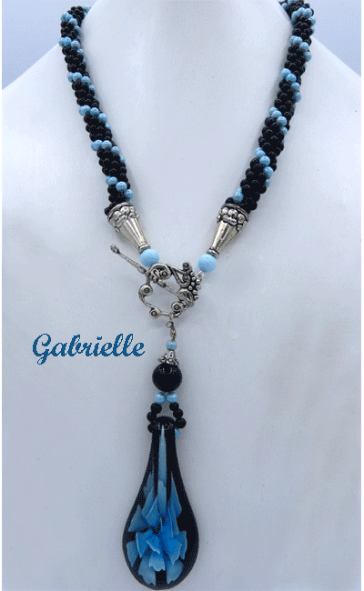 Collier de perles gabrielle