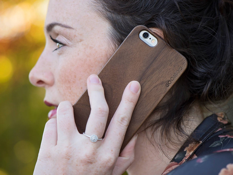 Étui iphone 5 en bois de noyer et côtés en polycarbonate