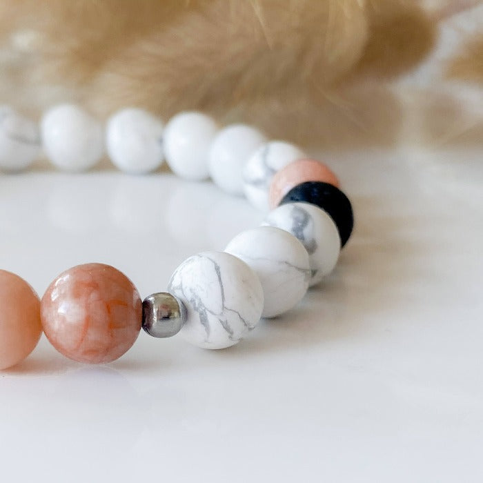 Bracelet peach - howlite, aventurine, pierres de lave et acier inoxydable