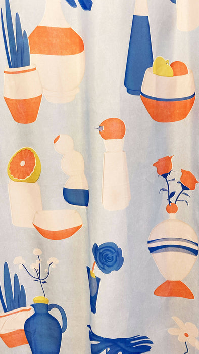 Rideau de douche en polyester, imperméable et lavable, 71" x 71", conçu en collaboration avec l'artiste amélie tourangeau