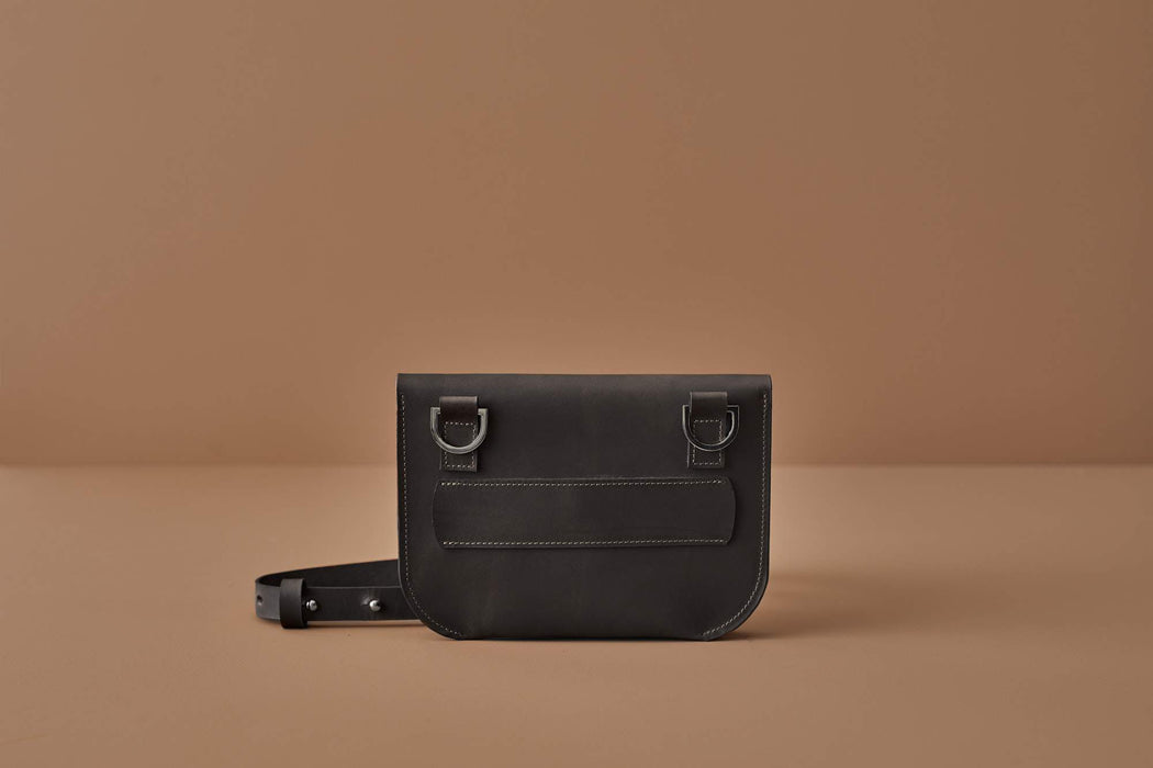 Sac bandoulière en cuir noir