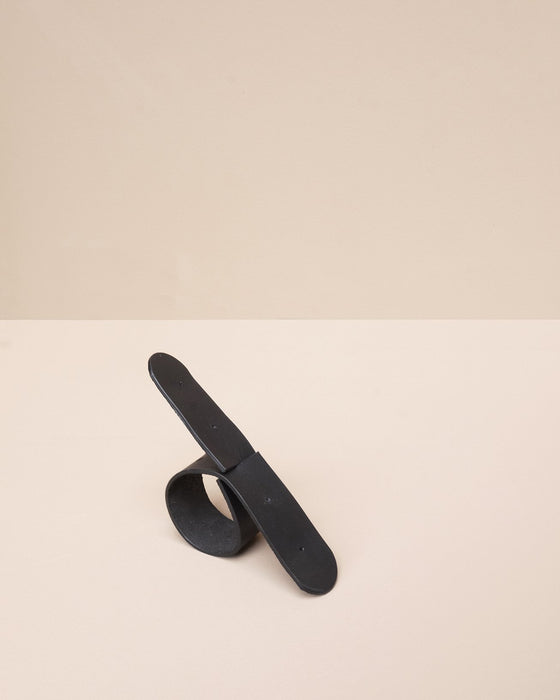 Soliflore en cuir noir